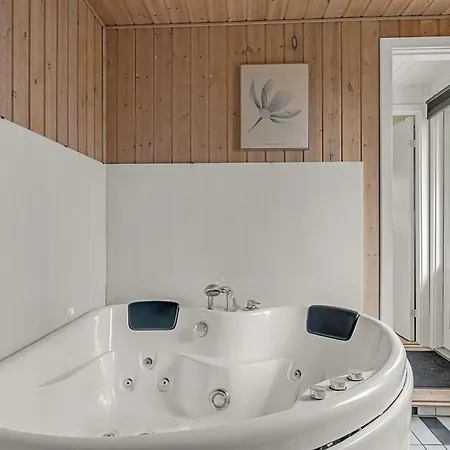 Kjeld - 210m From The Sea By Interhome Nyaraló